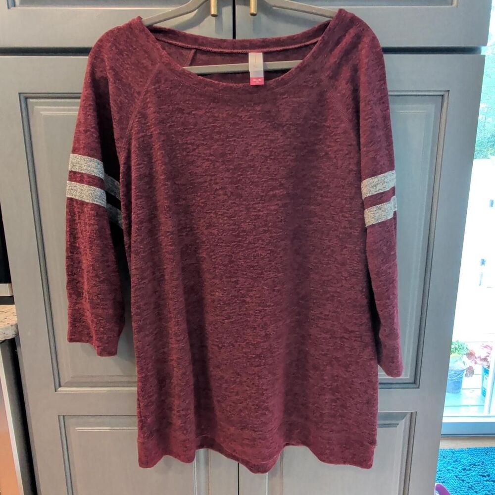 No-boundaries Women's Burgundy and Grey Shirt